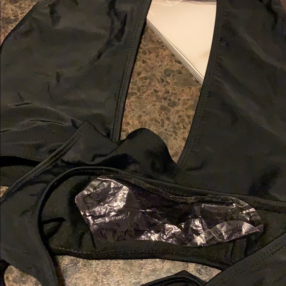 🆕 Nasty Gal halter wrap one piece bikini - Picture 6 of 7